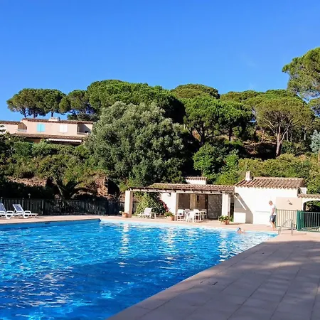 Un Petit Paradis A Gigaro *
