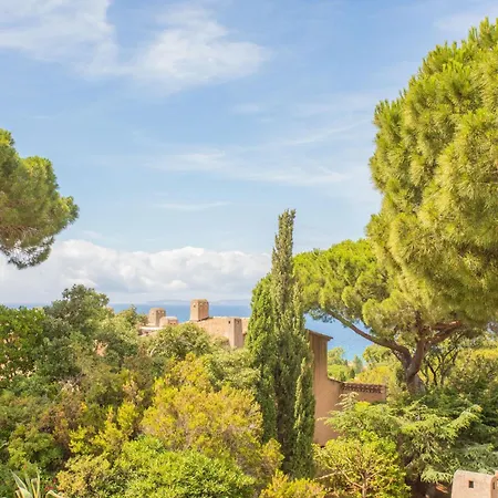 Un Petit Paradis A Gigaro La Croix-Valmer