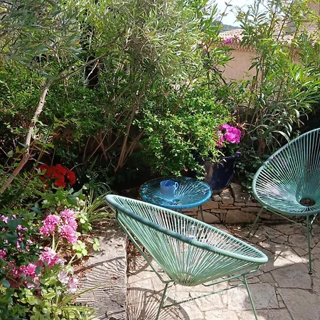 Un Petit Paradis A Gigaro 아파트 라크루아발메르