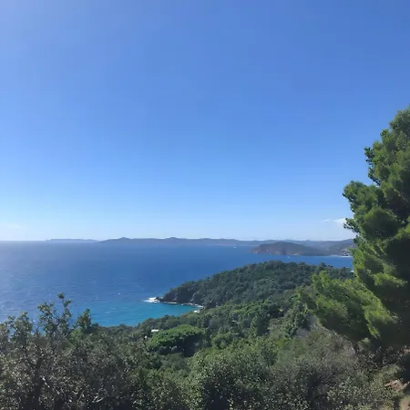 Un Petit Paradis A Gigaro *