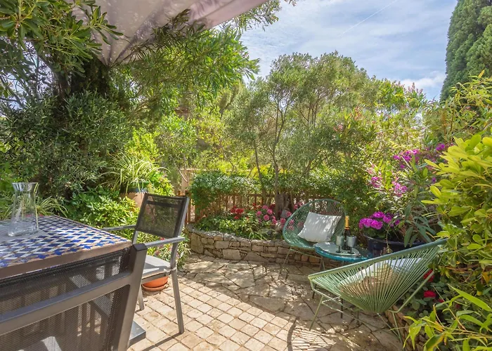 Un Petit Paradis A Gigaro Daire