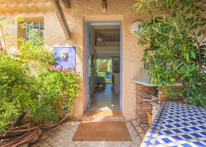 Un Petit Paradis A Gigaro Daire La Croix-Valmer